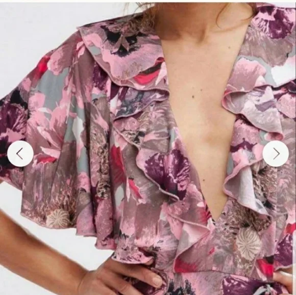 ASOS Floral Open Back Midi Floral Cape Dress 6 - Picture 7 of 8
